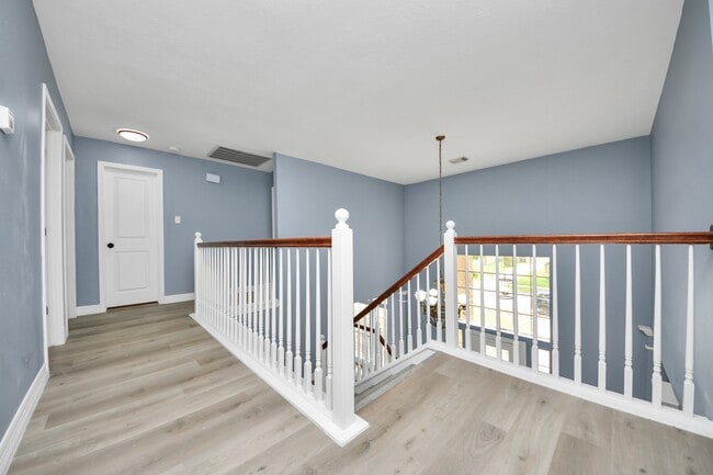 Building Photo - 16203 Broken Timber Cir