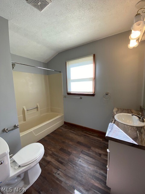 Building Photo - 1301 Shannon Rd