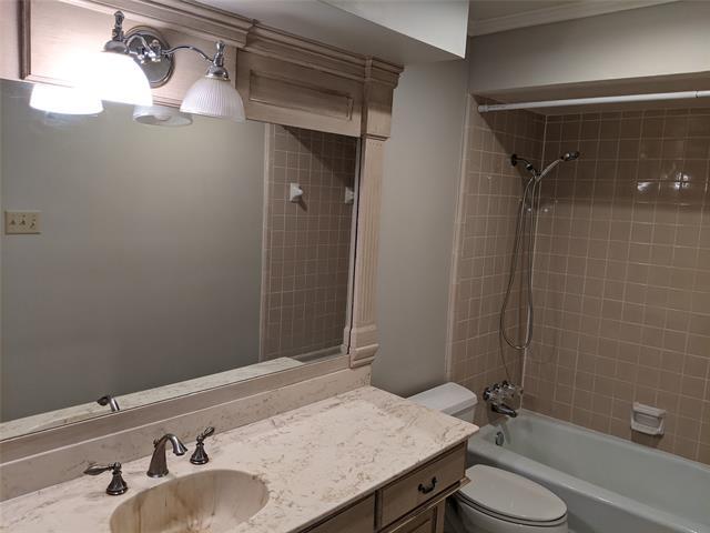 Building Photo - 12619 Montfort Dr