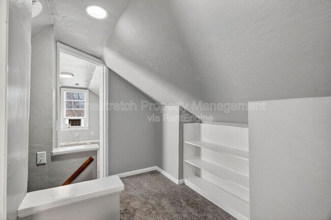 Building Photo - 1255 St Antoine St