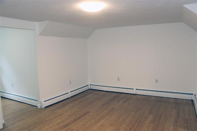 Building Photo - 52 Charcalee Dr