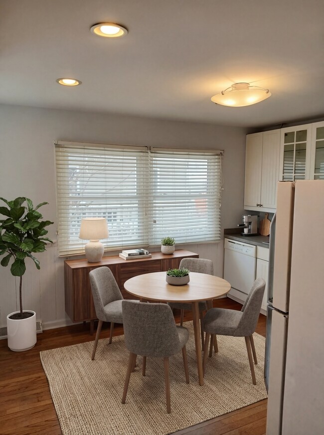 Building Photo - 1388 Gardina Vista