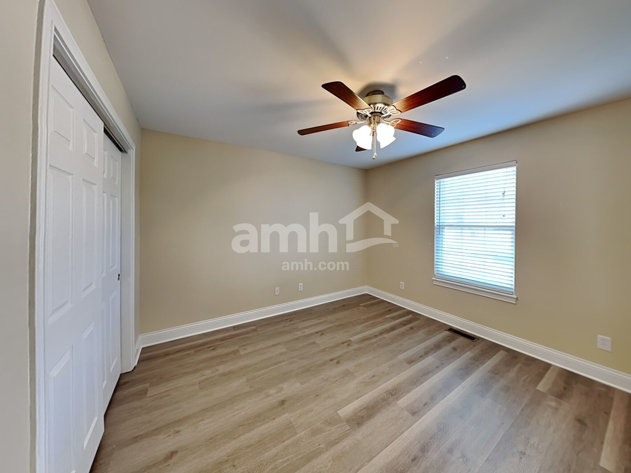 Building Photo - 2210 Scheper Ct