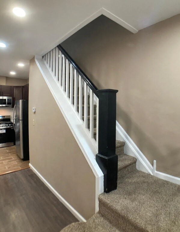 Building Photo - 2060 E Orleans St