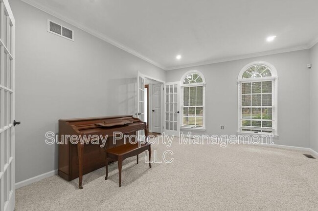 Building Photo - 1 Sweet Gum Ct