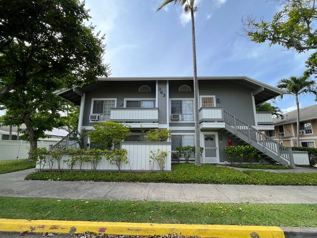 Building Photo - $2500, 2BR/1BA/2PKG, Crosspointe (Aiea/Hon...