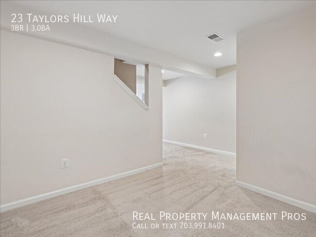 Building Photo - 23 Taylors Hl Wy