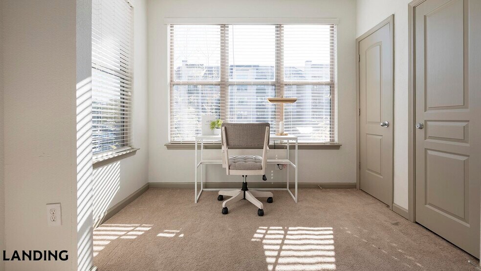 Building Photo - 10051 Perimeter Station Dr