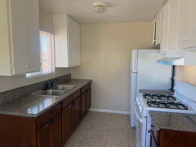 Building Photo - 7118 Westview Pl