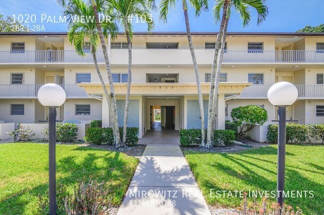 Building Photo - Beautiful 2BR/2BA Palm River Condo with Ma...