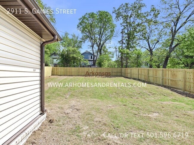 Building Photo - 2911 S Gaines St