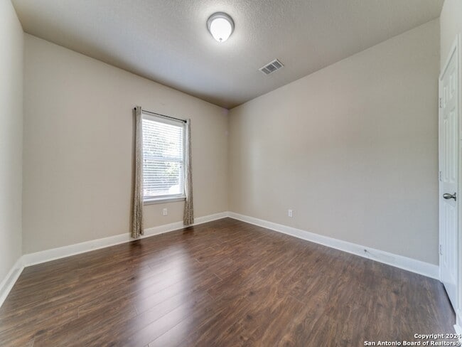 Building Photo - 24103 Briarbrook Way