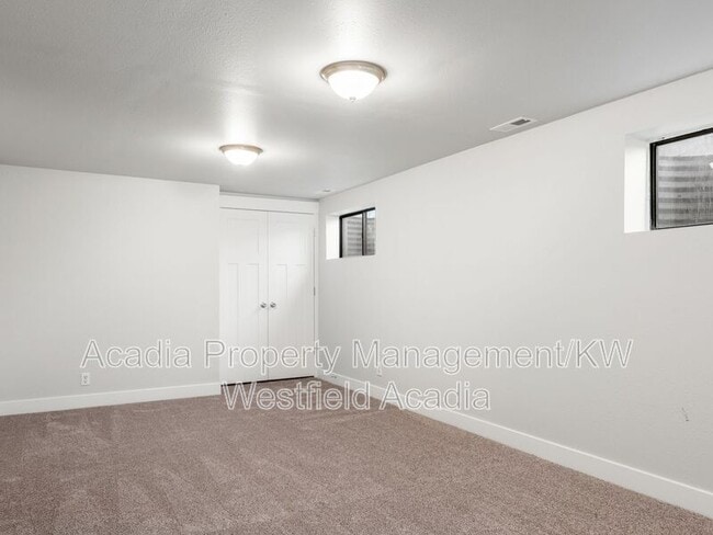 Building Photo - 1117 N 980 W St