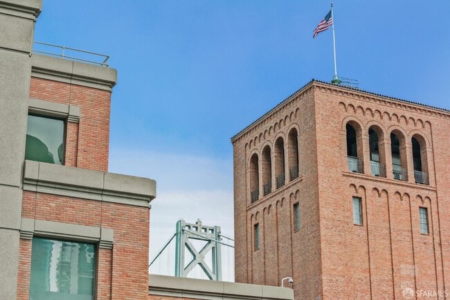 Building Photo - 338 Spear St