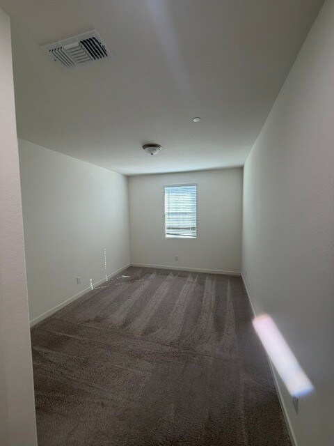 Building Photo - Gorgeous Lathrop 4 Bedroom 3 Bathroom plus a loft area home