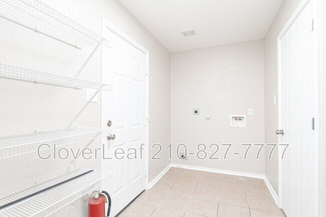 Building Photo - 129 Gatewood Bay