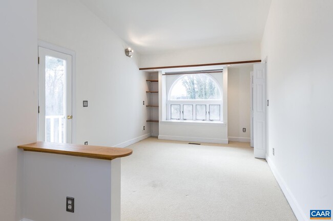 Building Photo - 1718 Rugby Ave