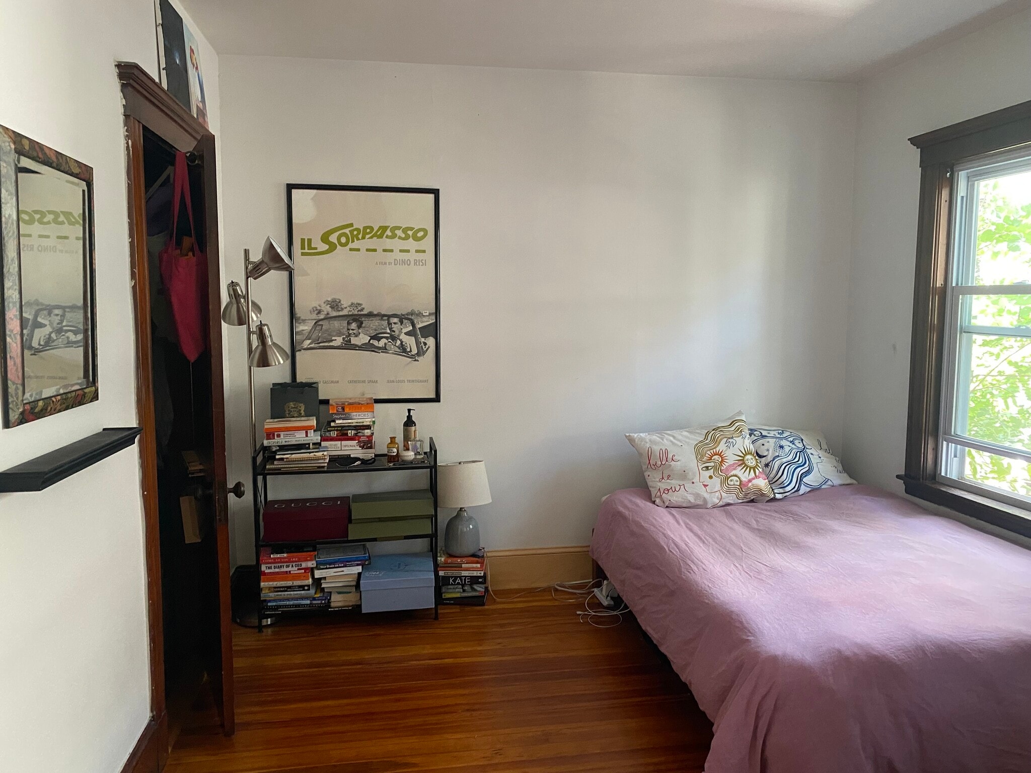 Building Photo - 13 Roberts Rd