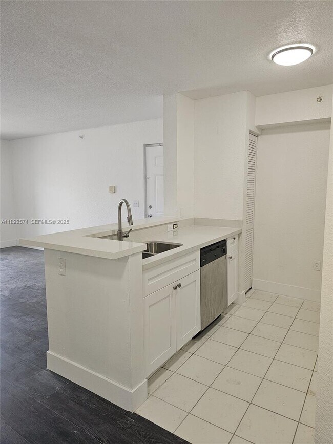 Building Photo - 15410 SW 284th St