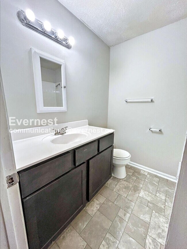 Building Photo - 561 Brightsfield Ct