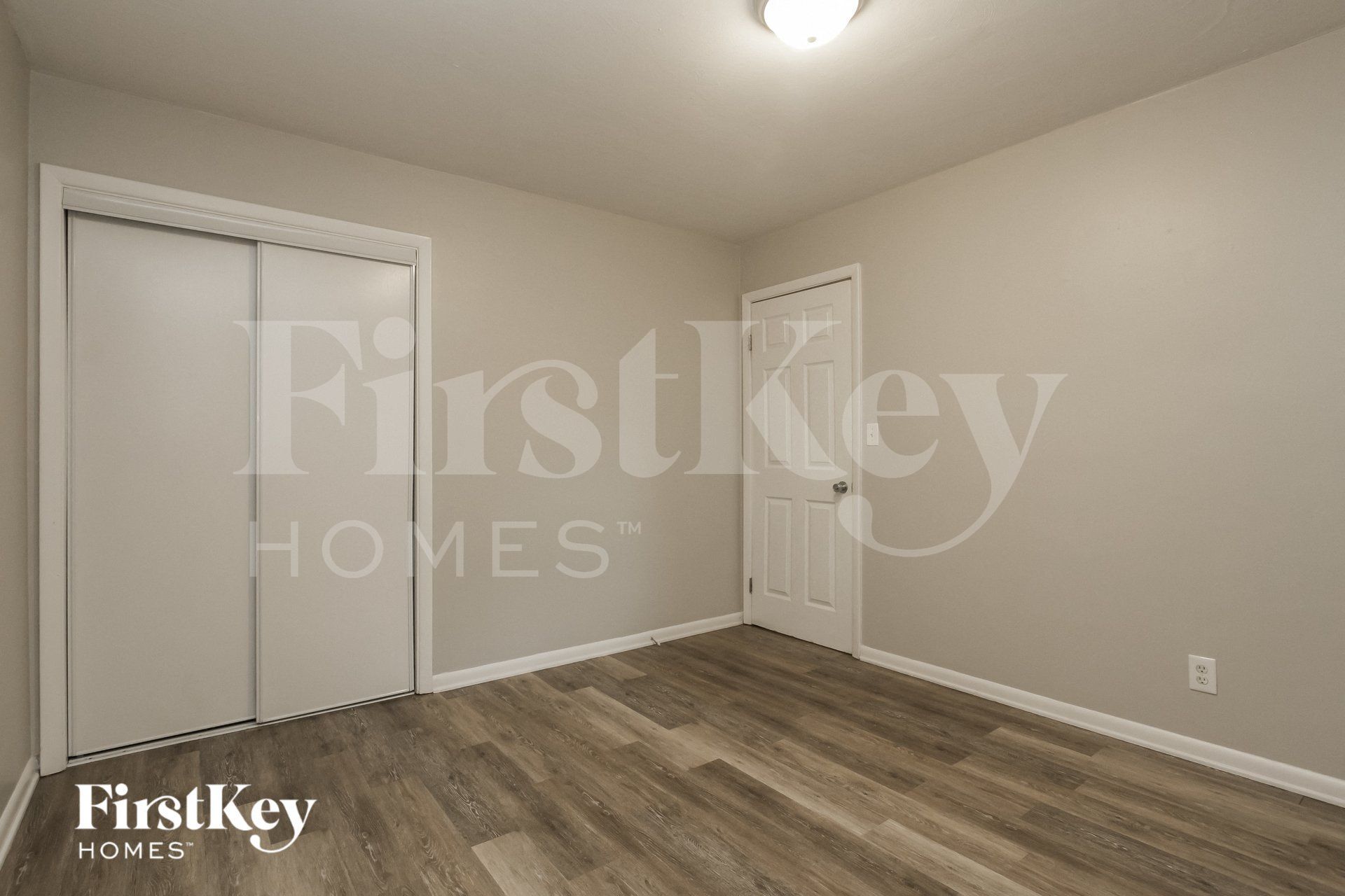 Building Photo - 302 Corottoman Ct