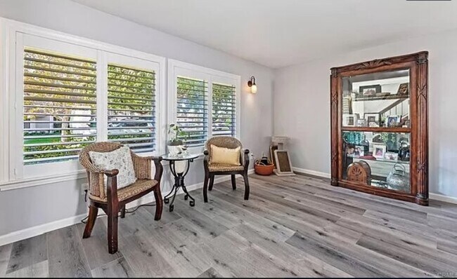 living rm - 3201 Via Pescado