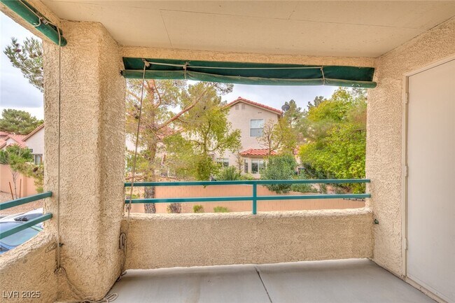 Building Photo - 2251 Wigwam Pkwy