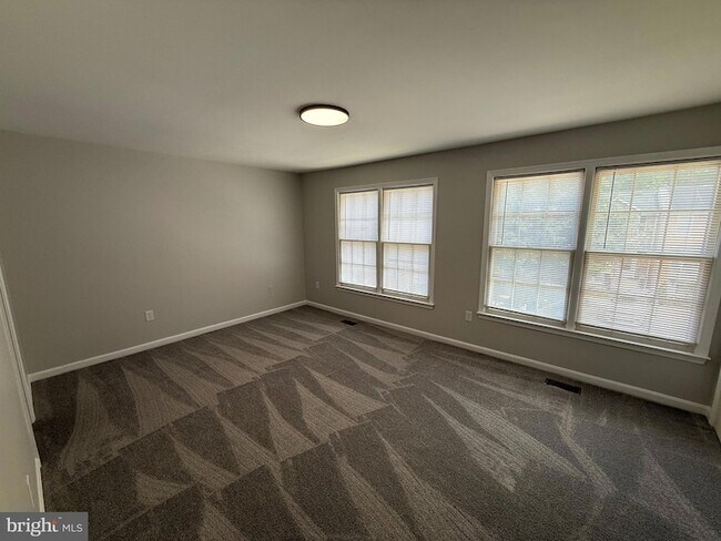 Building Photo - 5512 E Boniwood Turn