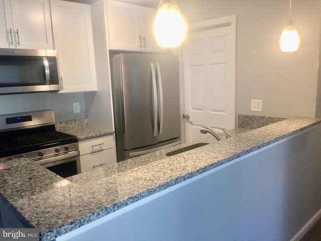 Building Photo - 1609 Woodhollow Dr