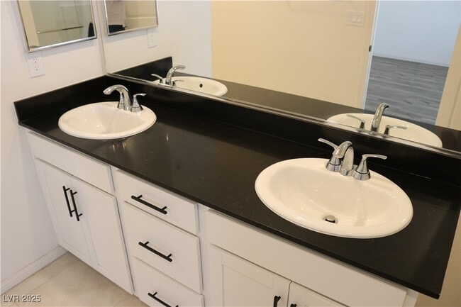 Building Photo - 3750 Battipaglia Ave