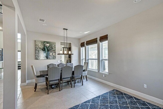 Building Photo - 14924 Iveans Way