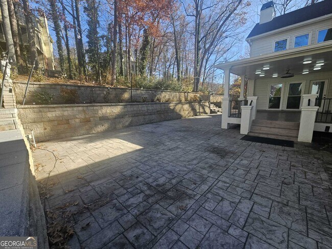 Building Photo - 526 Coopers Pond Dr