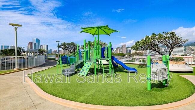 Building Photo - 1288 Kapiolani Blvd