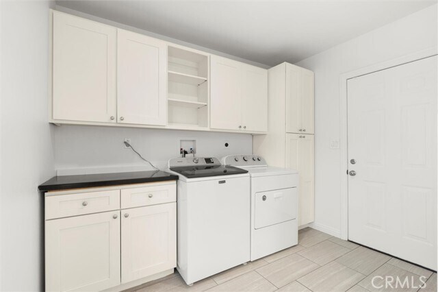 Building Photo - 3367 W 152nd St