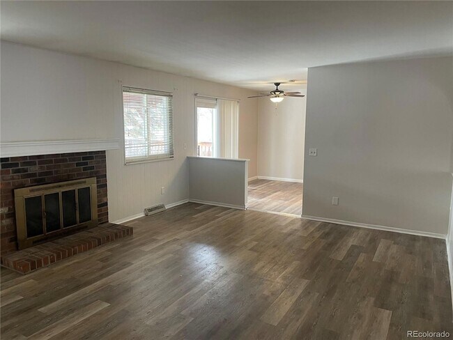 Building Photo - 16576 E Stanford Pl