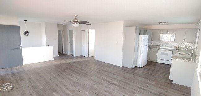 Building Photo - 2277 Aumakua St