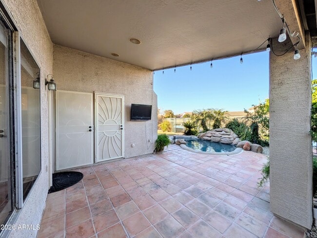 Building Photo - 11134 W Windsor Ave