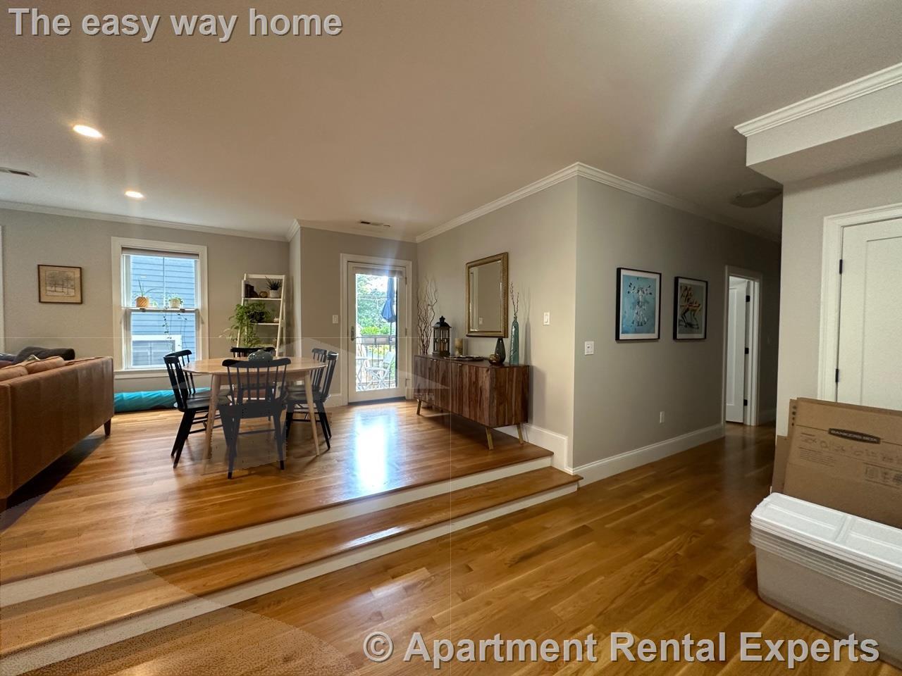 Building Photo - 16 Linden Ave