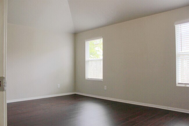 Building Photo - 3139 Upland Spring Trace