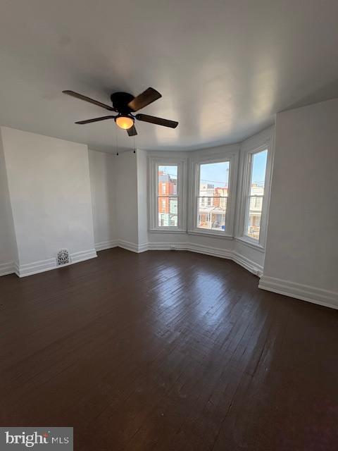 Building Photo - 19 N 61st St