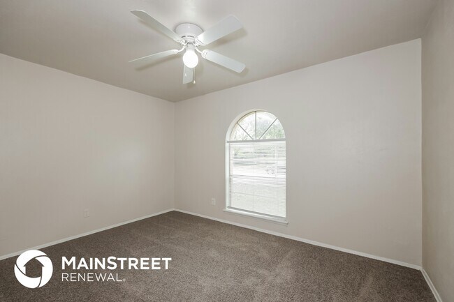 Building Photo - 2941 Rolling Hills Dr