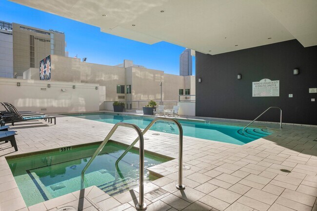 Building Photo - Stunning East Village 2-Bedroom at Alta! Available Now! Small Pet OK!