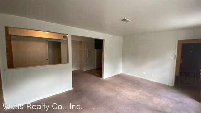 Building Photo - 904 Milstead Rd