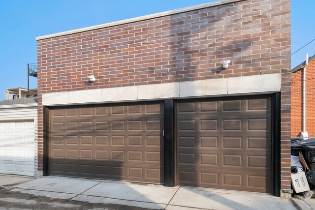 Building Photo - 1340 N Wolcott Ave