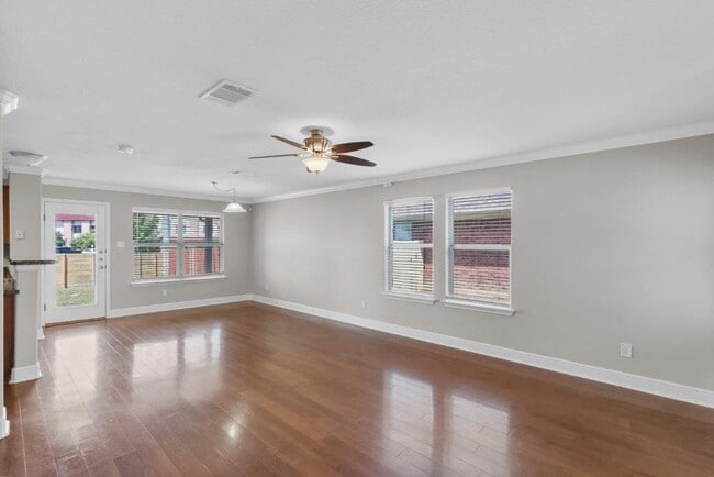 Building Photo - 3417 Savage Springs Dr