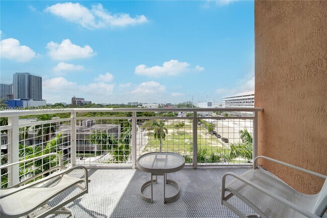 Building Photo - 2001 S Biscayne Blvd