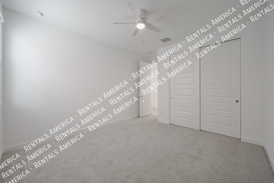 Building Photo - 11985 Calle de Pompas W