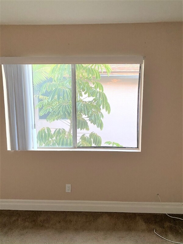 Building Photo - 139 Avenida Miramar