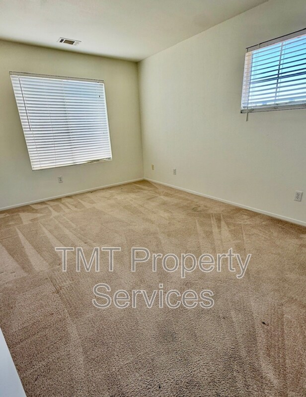 Building Photo - 2742 La Purisima Ave
