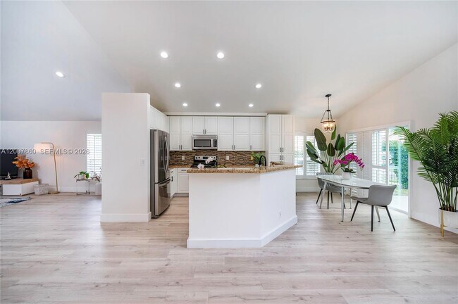 Building Photo - 1381 NW 144th Ave